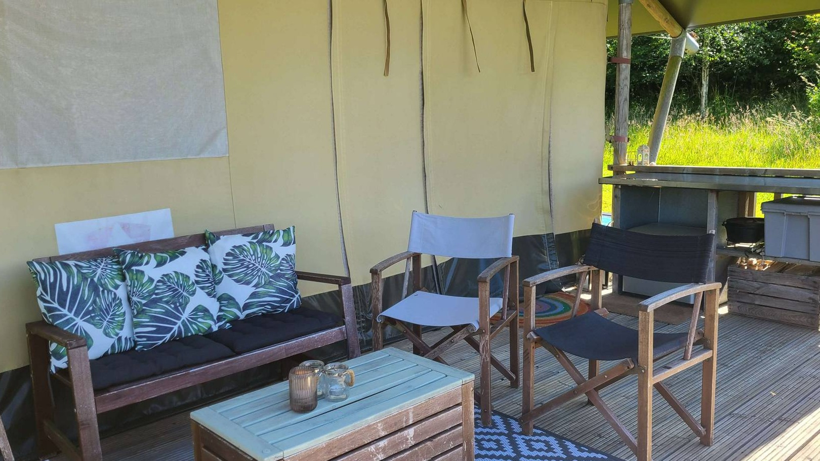 Seating area at Beech